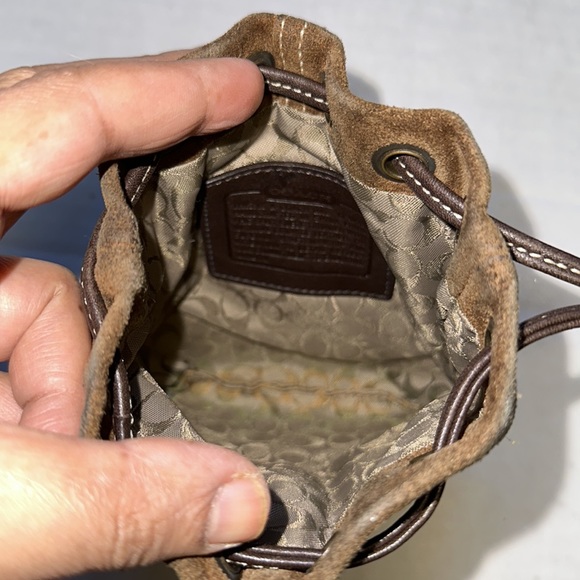 Vintage Coach wristlet - Picture 4 of 9